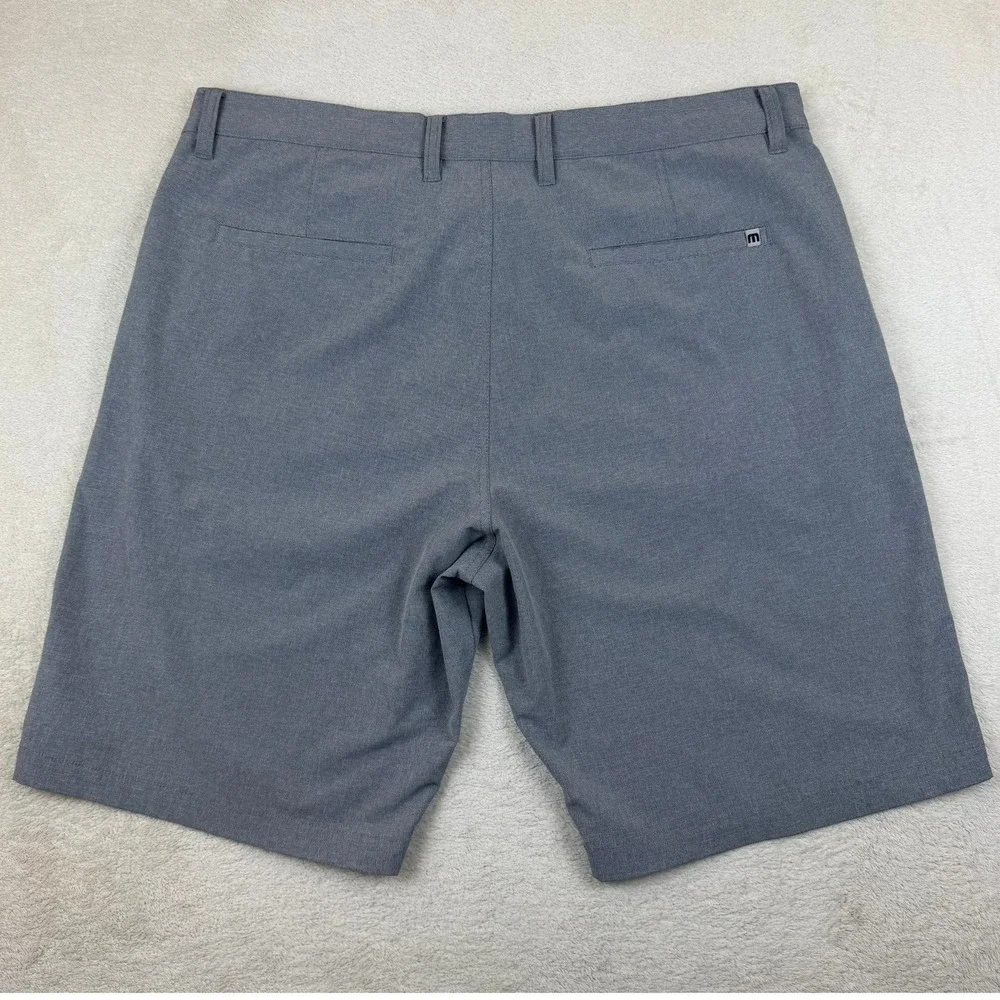 Travis Mathew Mens Grey Heathered Performance Golf Shorts Size 38 Stretch 10